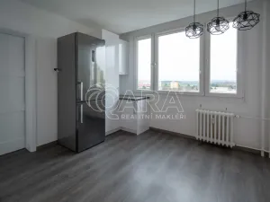 Pronájem bytu 3+1, Neratovice, 28. října, 70 m2