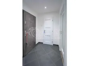 Pronájem bytu 3+1, Neratovice, 28. října, 70 m2