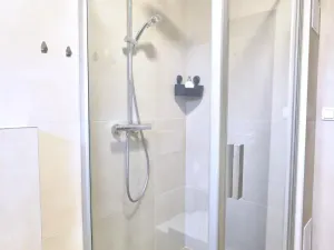 Pronájem bytu 3+kk, Praha - Petrovice, Dieselova, 80 m2