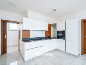 Prodej bytu 3+kk, Praha - Horní Měcholupy, Hornoměcholupská, 56 m2