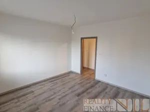 Prodej bytu 3+1, Plzeň, Waltrova, 79 m2