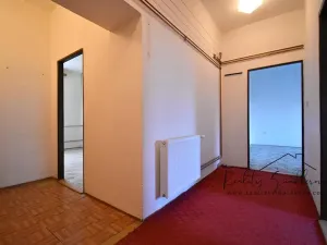 Prodej bytu 3+1, Chropyně, Hrad, 89 m2