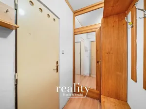 Prodej bytu 3+1, Znojmo, Pražská, 75 m2