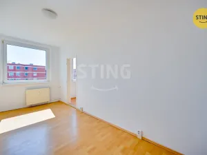 Prodej bytu 2+1, Uherské Hradiště, Derflanská, 44 m2