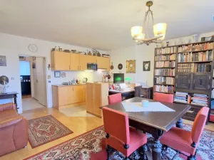 Prodej bytu 2+kk, Praha - Uhříněves, Karla Zicha, 66 m2