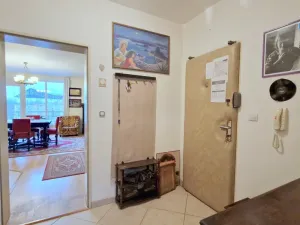 Prodej bytu 2+kk, Praha - Uhříněves, Karla Zicha, 66 m2