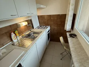 Pronájem bytu 1+1, Praha - Krč, Hurbanova, 27 m2