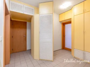 Pronájem bytu 3+kk, Praha - Hlubočepy, Hlubočepská, 81 m2