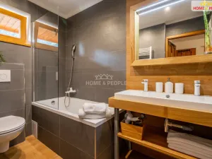 Prodej bytu 4+kk, Velké Karlovice, 135 m2