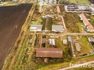 Prodej komerčního pozemku, Strachotín, 2465 m2