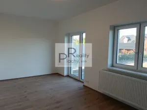Prodej bytu 2+kk, Hevlín, 56 m2
