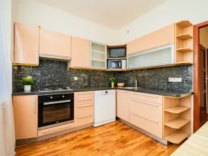 Prodej bytu 2+1, Praha - Vršovice, Jakutská, 60 m2