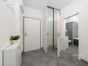 Prodej bytu 2+kk, Praha - Kyje, Farkašova, 48 m2