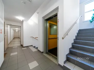 Prodej bytu 2+kk, Praha - Kyje, Farkašova, 48 m2