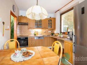 Prodej rodinného domu, Litvínovice, 235 m2