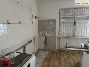 Prodej rodinného domu, Bělčice, Budovatelská, 330 m2