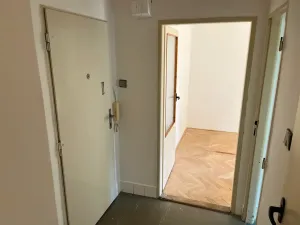 Prodej bytu 2+1, Opava, Olomoucká, 49 m2