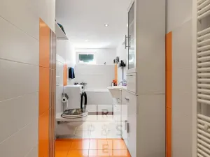 Prodej vícegeneračního domu, Praha - Štěrboholy, Pod areálem, 333 m2