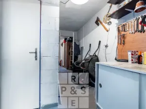 Prodej vícegeneračního domu, Praha - Štěrboholy, Pod areálem, 333 m2