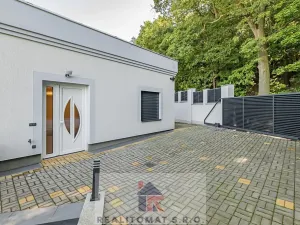 Prodej vily, Praha - Komořany, Pod lesem, 770 m2