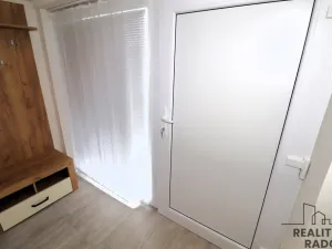 Pronájem bytu 1+kk, Brno - Řečkovice, Ladova, 28 m2