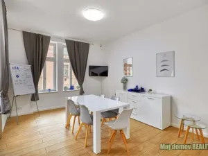 Pronájem obchodního prostoru, Praha - Smíchov, Na Čečeličce, 12 m2