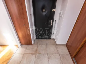 Pronájem bytu 1+1, Praha - Strašnice, U kombinátu, 30 m2