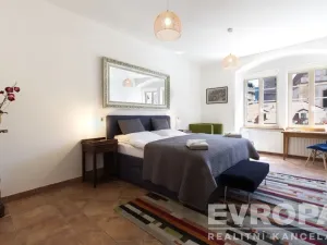 Pronájem bytu 3+1, Plzeň - Vnitřní Město, Bezručova, 95 m2