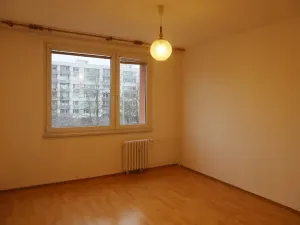 Pronájem bytu 2+1, Hradec Králové, Sezemická, 61 m2