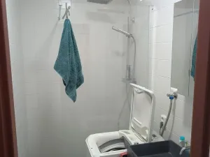 Pronájem bytu 2+kk, Praha - Kobylisy, Kurkova, 45 m2