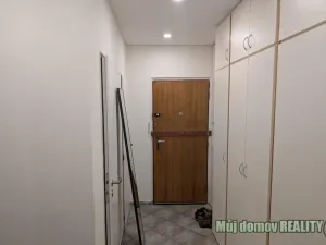 Pronájem bytu 2+kk, Praha - Kobylisy, Kurkova, 45 m2