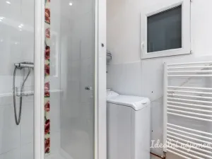 Pronájem bytu 2+kk, Praha, Plaská, 40 m2