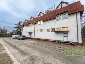 Pronájem kanceláře, Praha, Světická, 188 m2