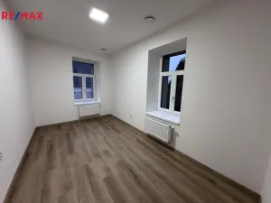 Pronájem bytu 2+kk, Lanškroun - Žichlínské Předměstí, Komenského, 64 m2