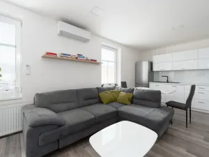 Prodej bytu 3+kk, Zlín, Zálešná IV, 62 m2