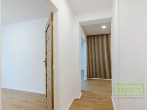 Prodej bytu 3+1, Praha, Hrusická, 73 m2