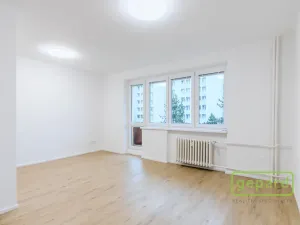 Prodej bytu 3+1, Praha, Hrusická, 73 m2