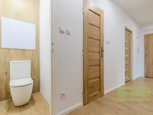 Prodej bytu 3+1, Praha, Hrusická, 73 m2