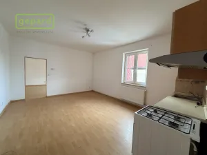 Pronájem bytu 2+kk, Sokolov, Křížová, 51 m2