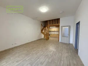 Pronájem bytu 2+kk, Sokolov, Křížová, 61 m2