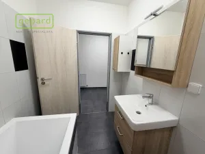 Pronájem bytu 2+kk, Sokolov, Křížová, 61 m2