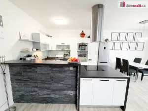 Pronájem rodinného domu, Praha - Březiněves, Za sadem, 180 m2