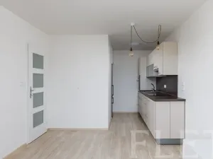 Pronájem bytu 2+kk, Praha - Stodůlky, Zázvorkova, 43 m2