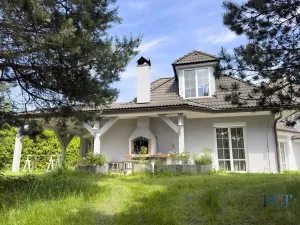 Pronájem vily, Babice, Starobabická, 728 m2