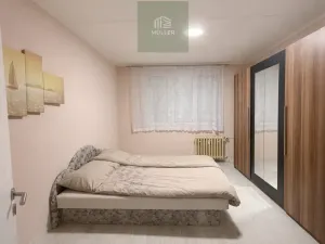 Pronájem bytu 4+1, Plzeň - Skvrňany, Macháčkova, 88 m2