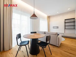 Pronájem bytu 2+kk, Praha - Vinohrady, Slezská, 43 m2