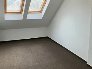 Pronájem bytu 4+kk, Pardubice, Pichlova, 95 m2