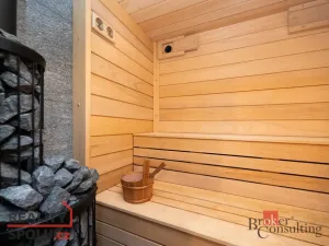 Prodej rodinného domu, 213 m2