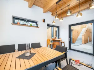 Prodej rodinného domu, 213 m2