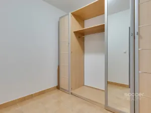 Pronájem bytu 1+kk, Praha - Bohnice, Ústavní, 46 m2